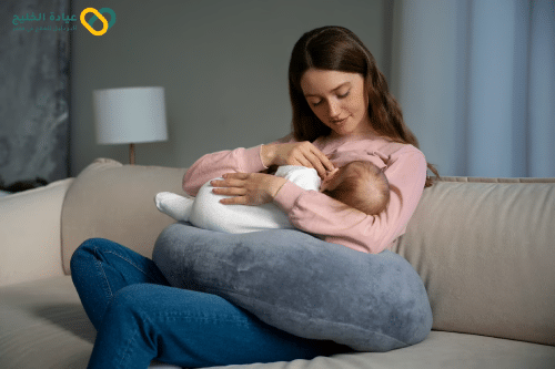 ما هي طريقة الرضاعة الصحيحة لحديثي الولادة؟
